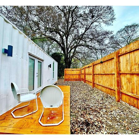 Nomehaus Shipping Container Studio Residential Neighborhood Athens Kültér fotó